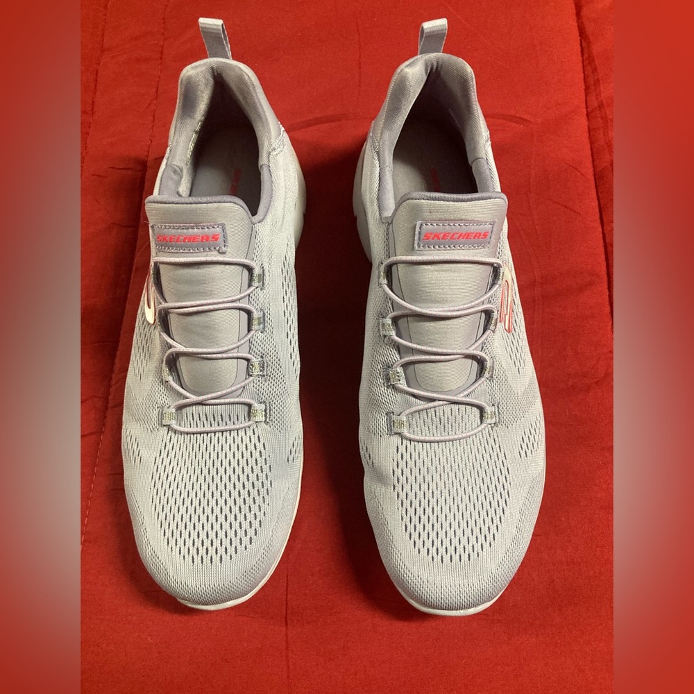 Skechers Summits Women’s Light Purple Athletic Shoes
